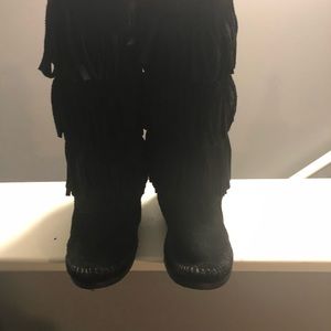 Black Minnetonka 3 layer Fringe Boots